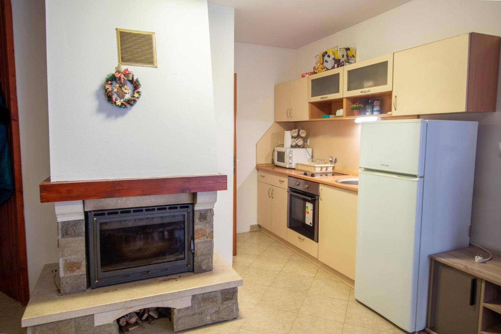 Ski Chalets At Pamporovo - An Affordable Village Holiday For Families Or Groups Екстериор снимка